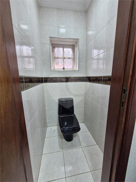 Casa à venda ou para alugar com 5 quartos, sendo 4 suítes,  em Santa Rosa, Vinhedo, SP