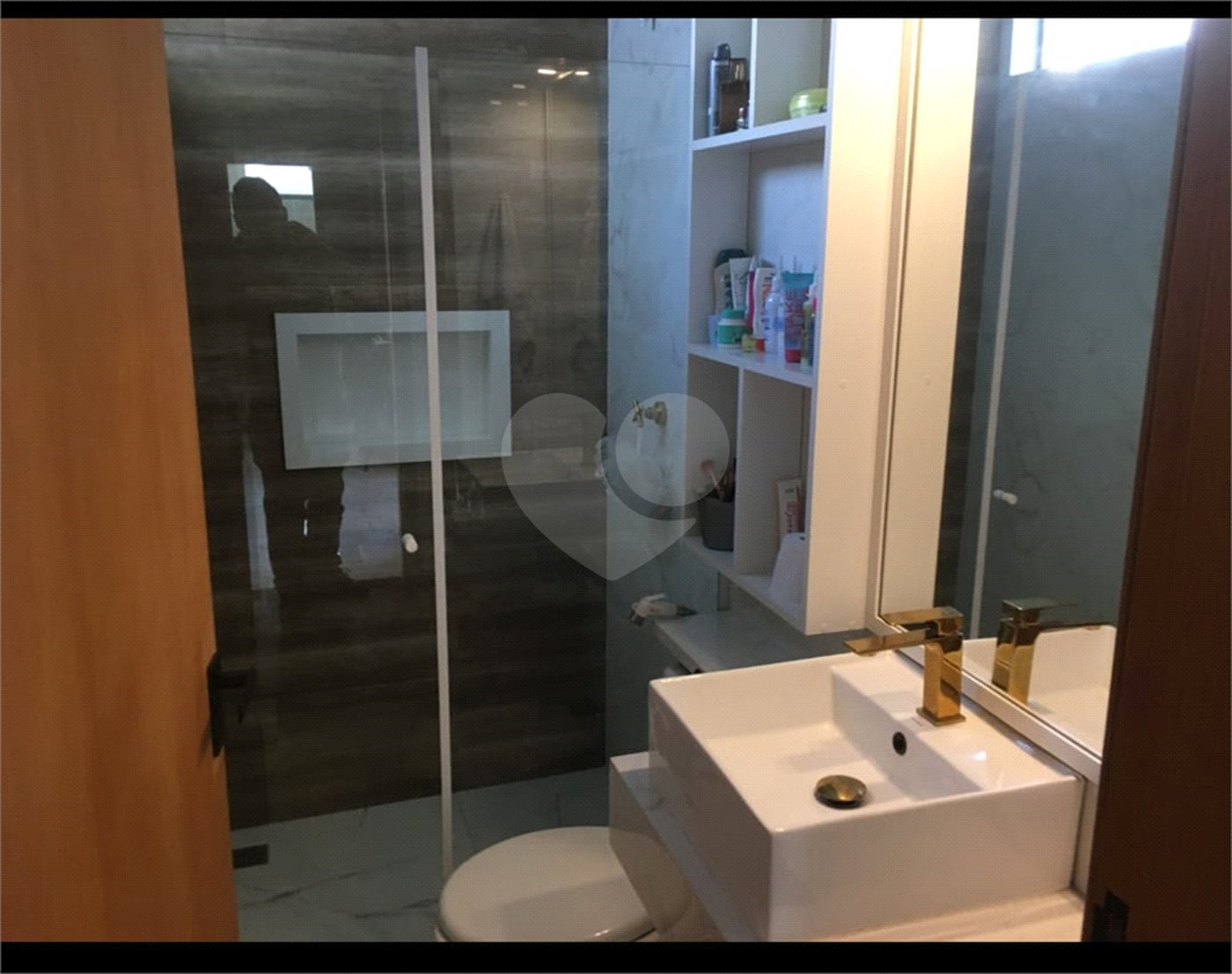 Casa à venda com 3 quartos, sendo 1 suíte, no condomínio Golden Park Residence II, Sorocaba - SP