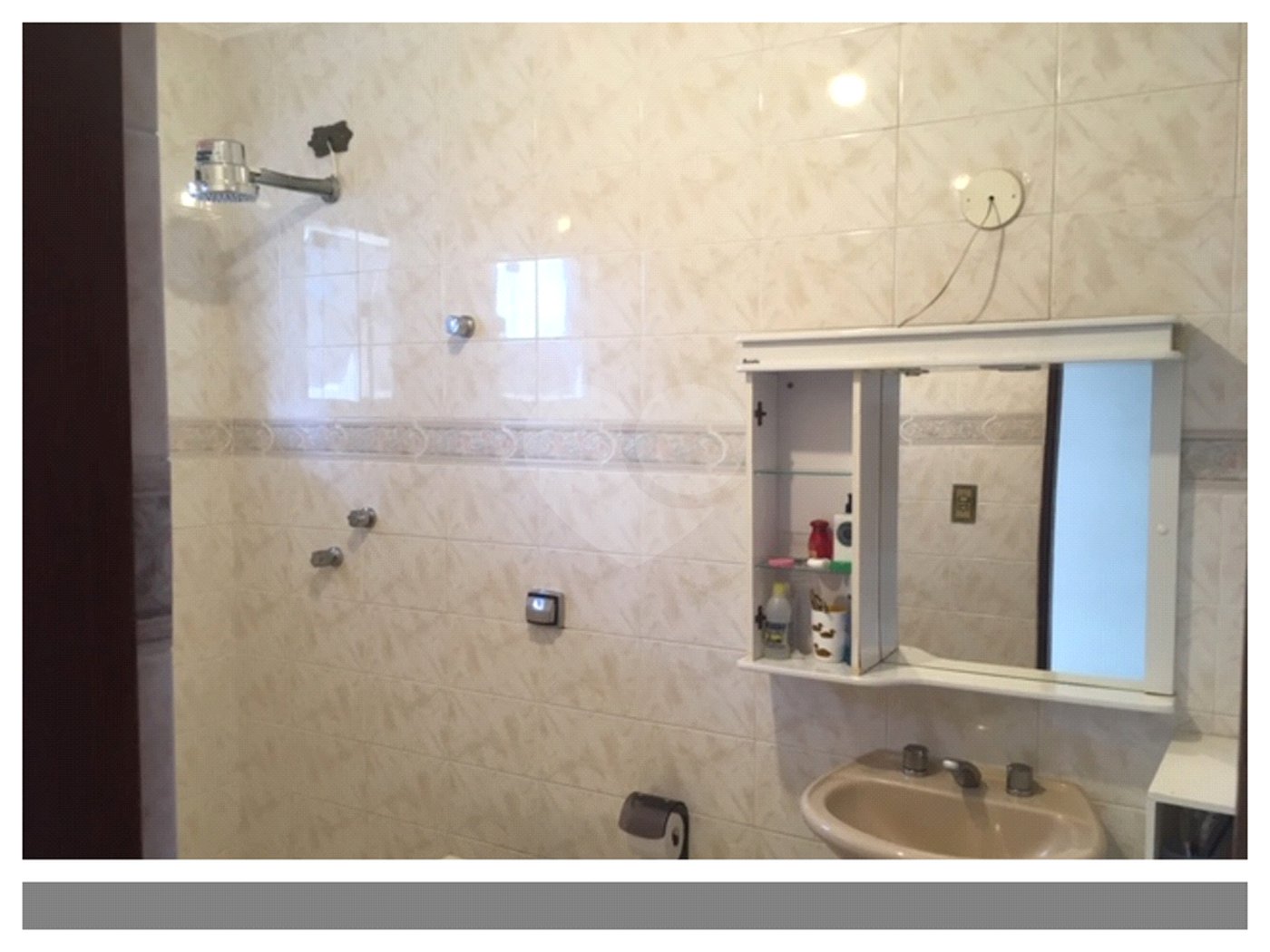 Sobrado à venda com 3 quartos, sendo 1 suíte, em Vila Guilherme, São Paulo, SP