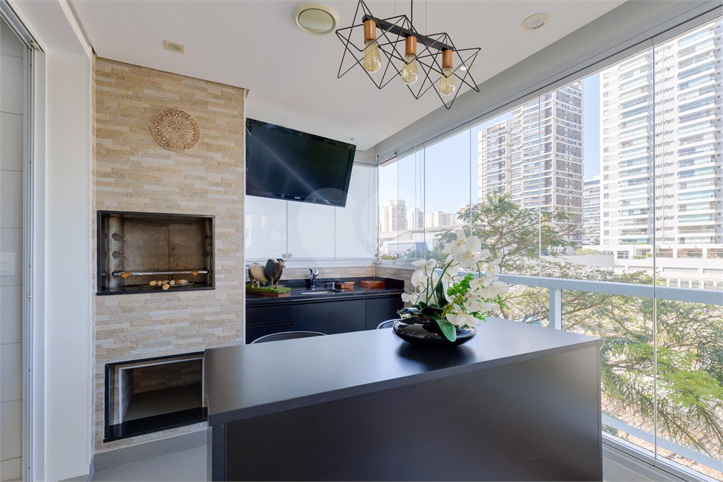 Apartamento à venda ou para alugar com 3 suítes em Brooklin, São Paulo, SP