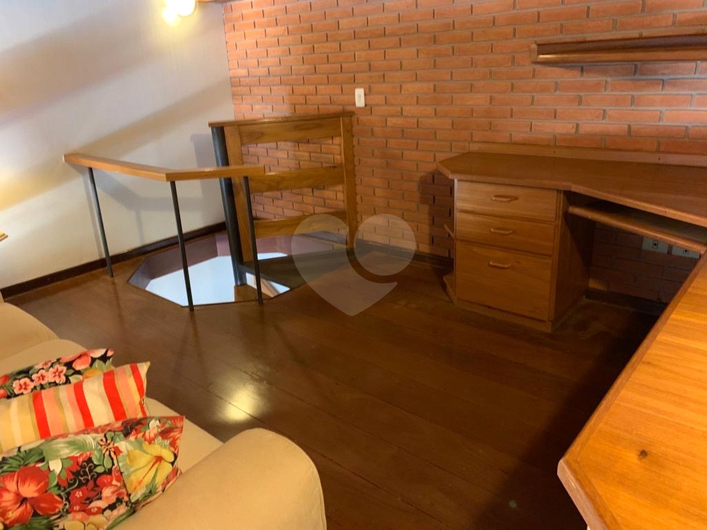 Casa à venda com 6 quartos, sendo 4 suítes, no condomínio São Joaquim, Vinhedo - SP