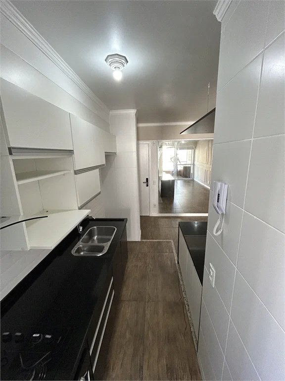 Apartamento à venda com 3 quartos, sendo 1 suíte,  em Jardim Umarizal, São Paulo, SP