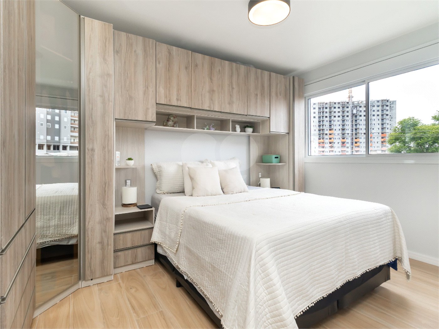 Apartamento à venda com 2 quartos, sendo 1 suíte, em Santo Amaro, São Paulo, SP