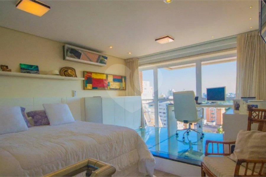 Apartamento à venda com 2 quartos, sendo 1 suíte, em Vila Mariana, São Paulo, SP