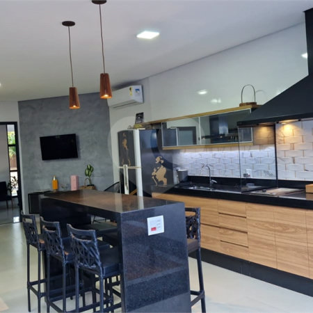 Casa à venda com 4 suítes no condomínio Quinta das Laranjeiras, Araraquara - SP