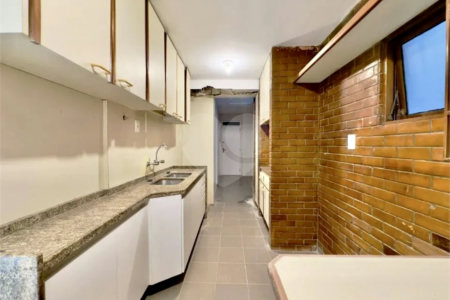 Apartamento à venda com 3 quartos, sendo 1 suíte,  em Leblon, Rio de Janeiro, RJ