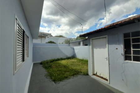 Casa Disponível para Venda ou Locação na Vila Nery – Ideal para Residência ou Comércio