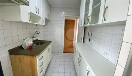 Apartamento à venda com 3 quartos, sendo 1 suíte,  em Horto, São Paulo, SP