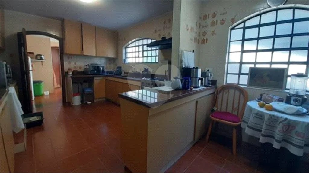 Casa à venda com 4 quartos, sendo 2 suítes, em MORUMBI, São Paulo, SP