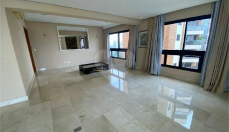 Apartamento à venda com 3 suítes em Vila Suzana, São Paulo, SP