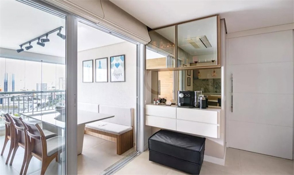 Apartamento à venda com 3 quartos, sendo 1 suíte, em Barra Funda, São Paulo, SP