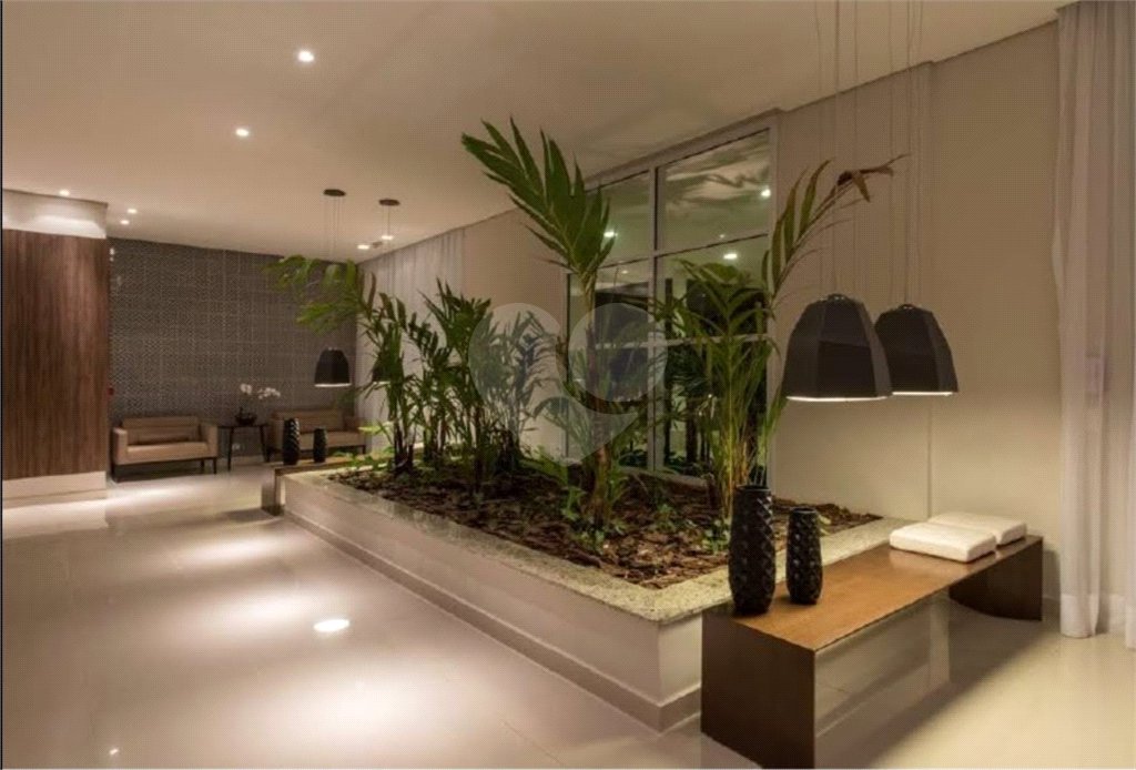 Apartamento à venda ou para alugar com 3 quartos, sendo 1 suíte,  em Parque Reboucas, São Paulo, SP