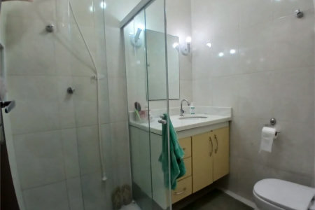 Casa Térrea à venda com 4 quartos, sendo 1 suíte, em Vila Leopoldina, São Paulo, SP