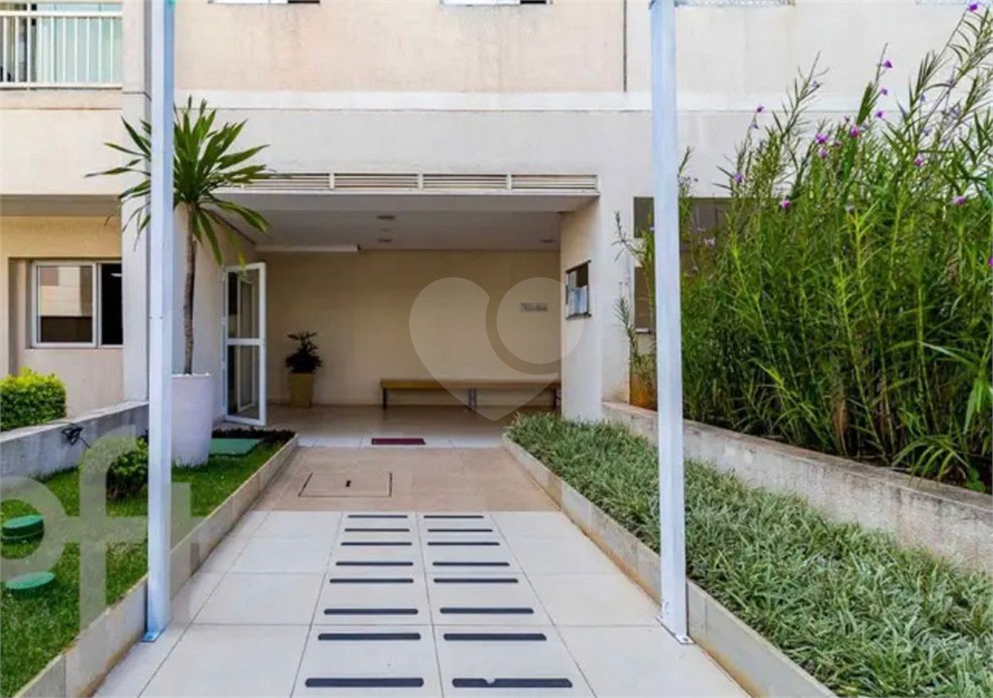 Apartamento à venda com 3 quartos, sendo 1 suíte, em Parque Reboucas, São Paulo, SP