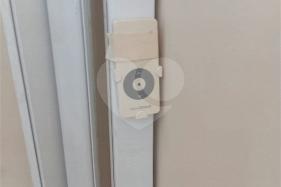 Casa à venda com 3 suítes no condomínio Residencial Jd. Floresta, São Paulo - SP