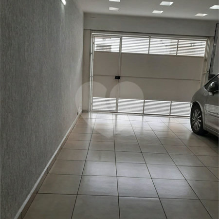 Sobrado à venda com 3 quartos, sendo 1 suíte, em Vila Suissa, Mogi das Cruzes, SP
