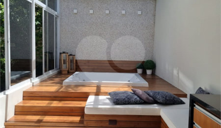 Casa à venda com 3 suítes no condomínio Villa Splendore, São Paulo - SP