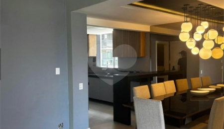 Apartamento à venda com 3 quartos, sendo 1 suíte,  em Jardim Paulista, São Paulo, SP