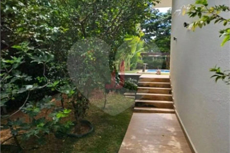 Casa à venda com 3 quartos, sendo 1 suíte, no condomínio Jardim Vale do Lago, Sorocaba - SP