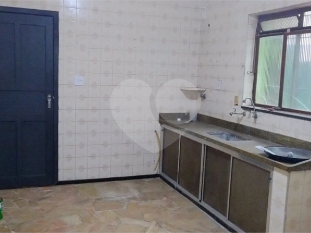 Sobrado à venda com 4 quartos em Vila Formosa, São Paulo, SP