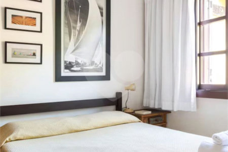 Casa à venda com 4 quartos, sendo 1 suíte,  em Geribá, Armação dos Búzios, RJ