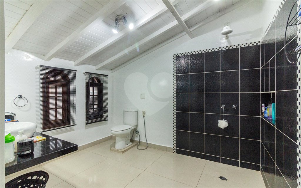 Casa à venda ou para alugar com 5 quartos, sendo 3 suítes, em Imirim, São Paulo, SP