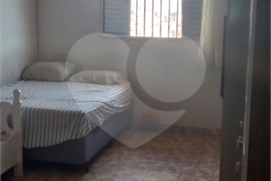 Casa à venda com 3 quartos em Horto, São Paulo, SP
