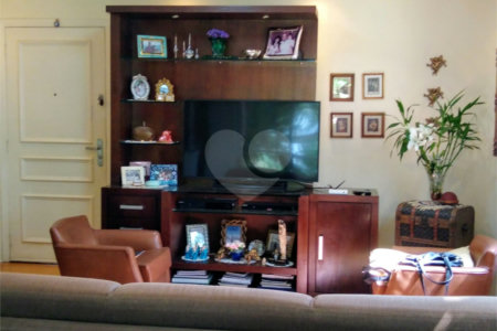 Apartamento à venda com 3 quartos, sendo 1 suíte,  em Real Parque, São Paulo, SP