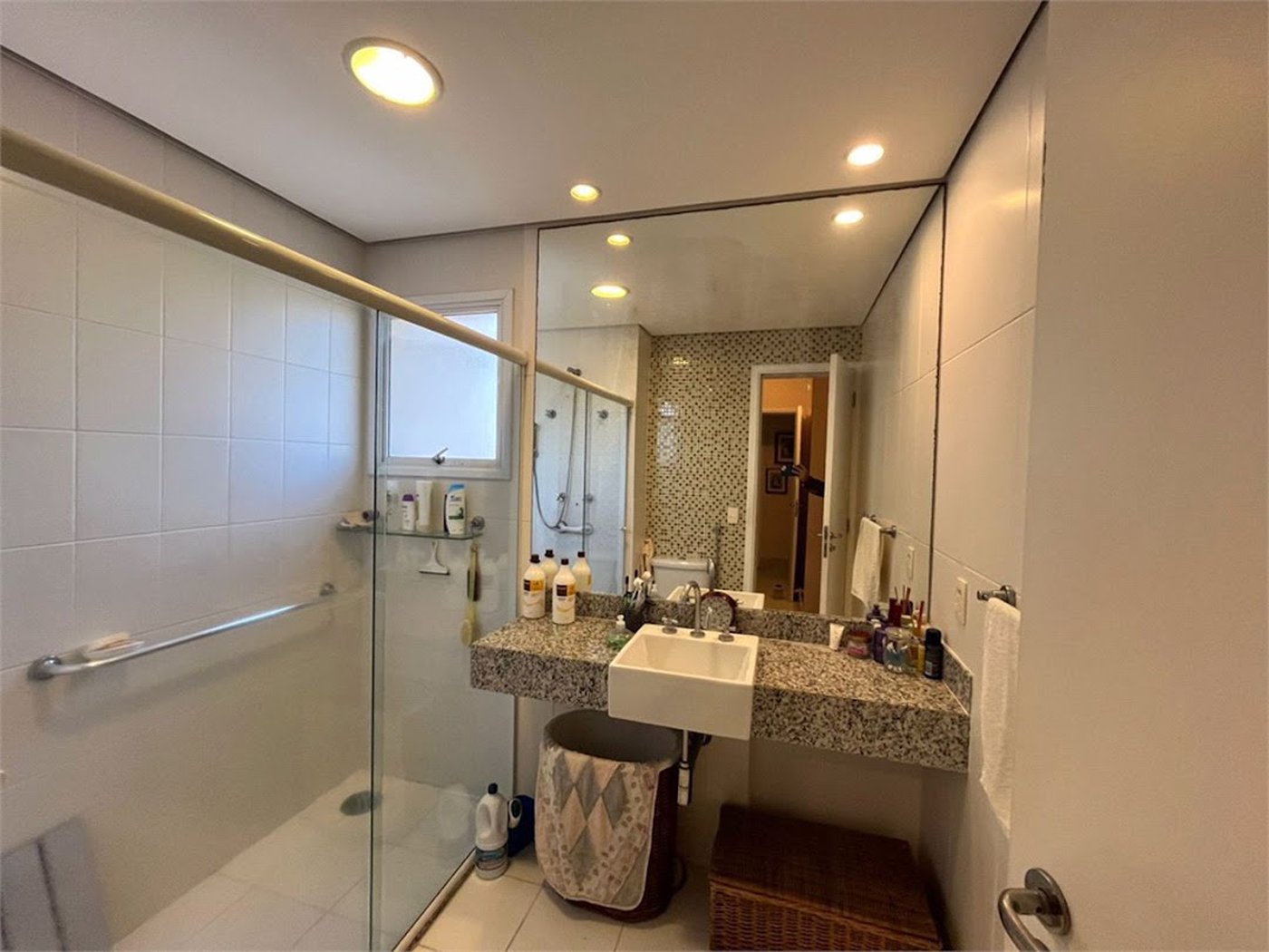 Apartamento Residencial à venda, Vila Luis Antônio, Guarujá - AP1540.