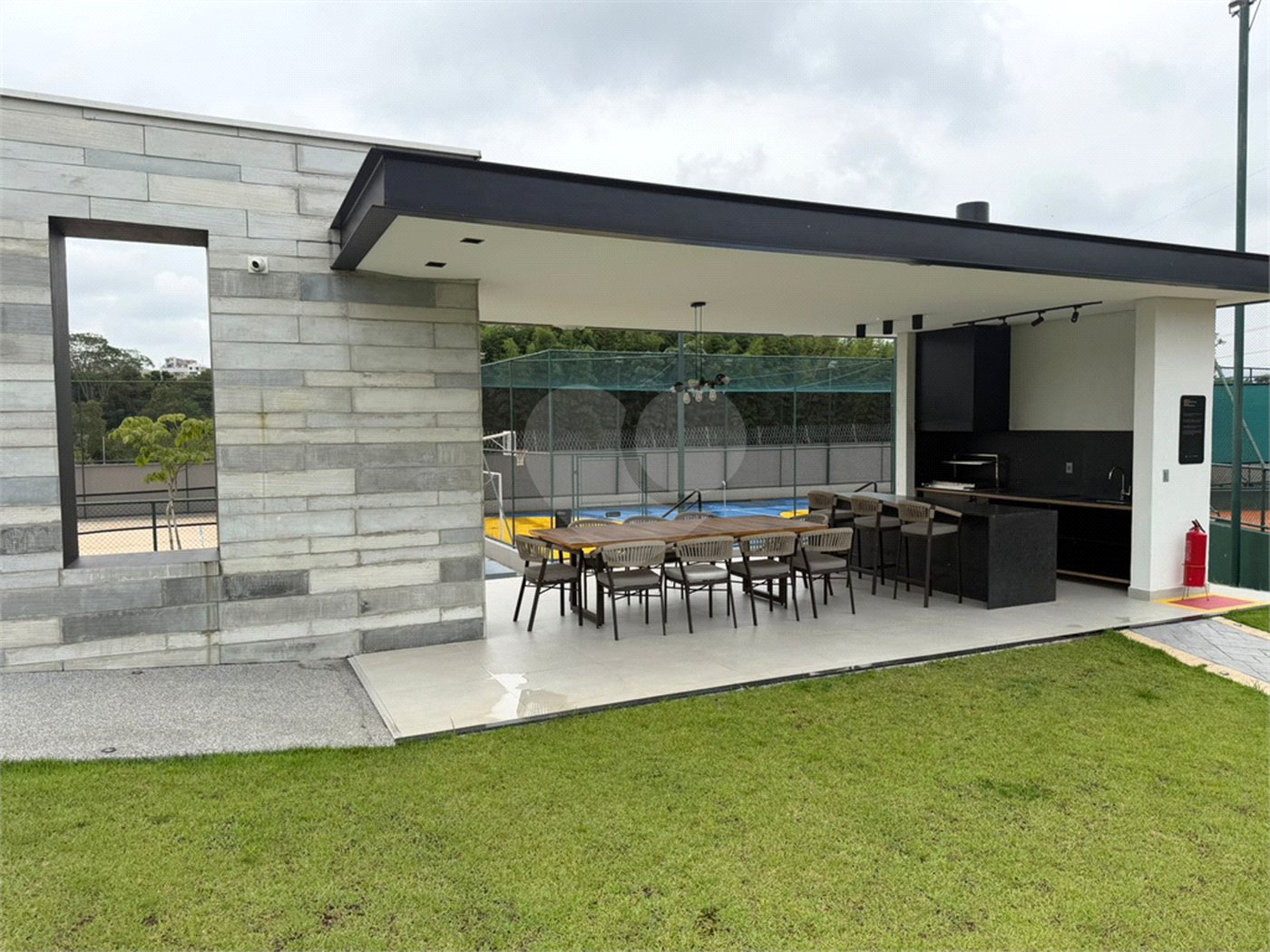 Terreno à venda no condomínio Jardim das Nações, São José dos Campos - SP