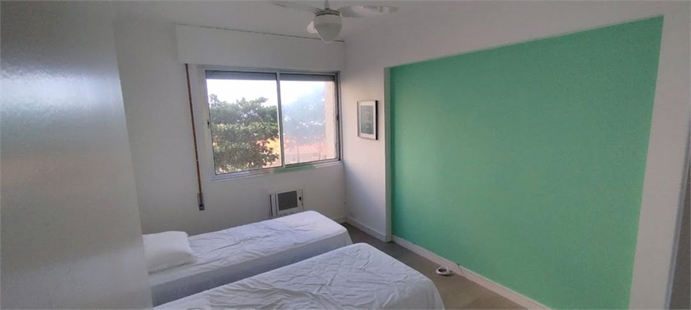 Apartamento Residencial à venda, Pitangueiras, Guarujá - AP0444.