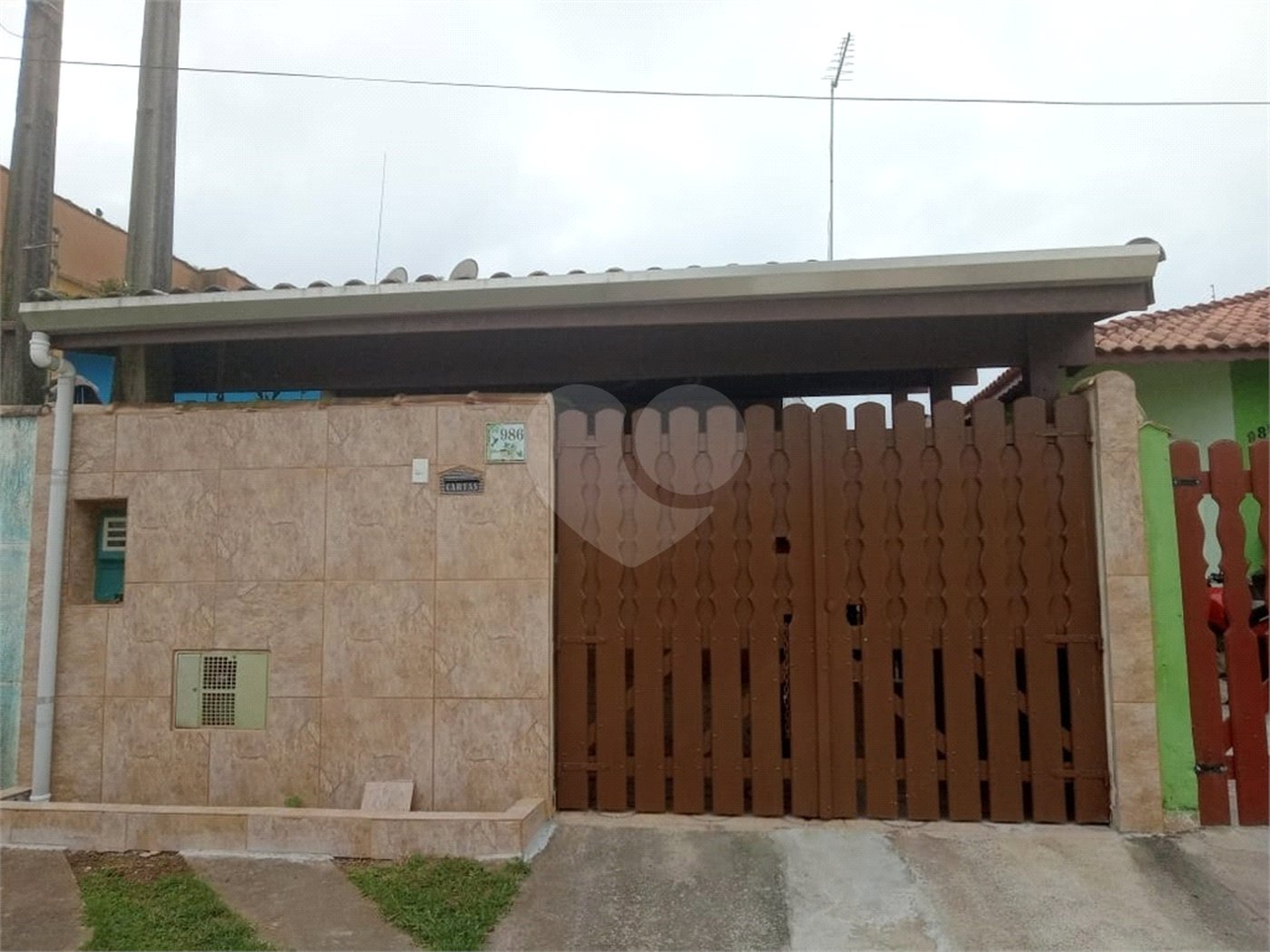 Casa à venda com 2 quartos em Jardim Savoy, Itanhaém, SP