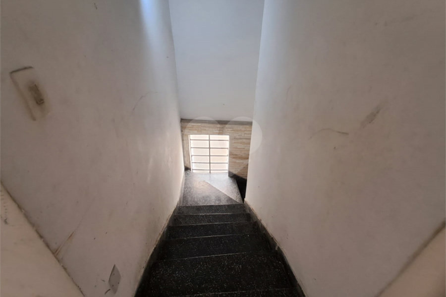 Sobrado à venda com 4 quartos em Parada Inglesa, São Paulo, SP