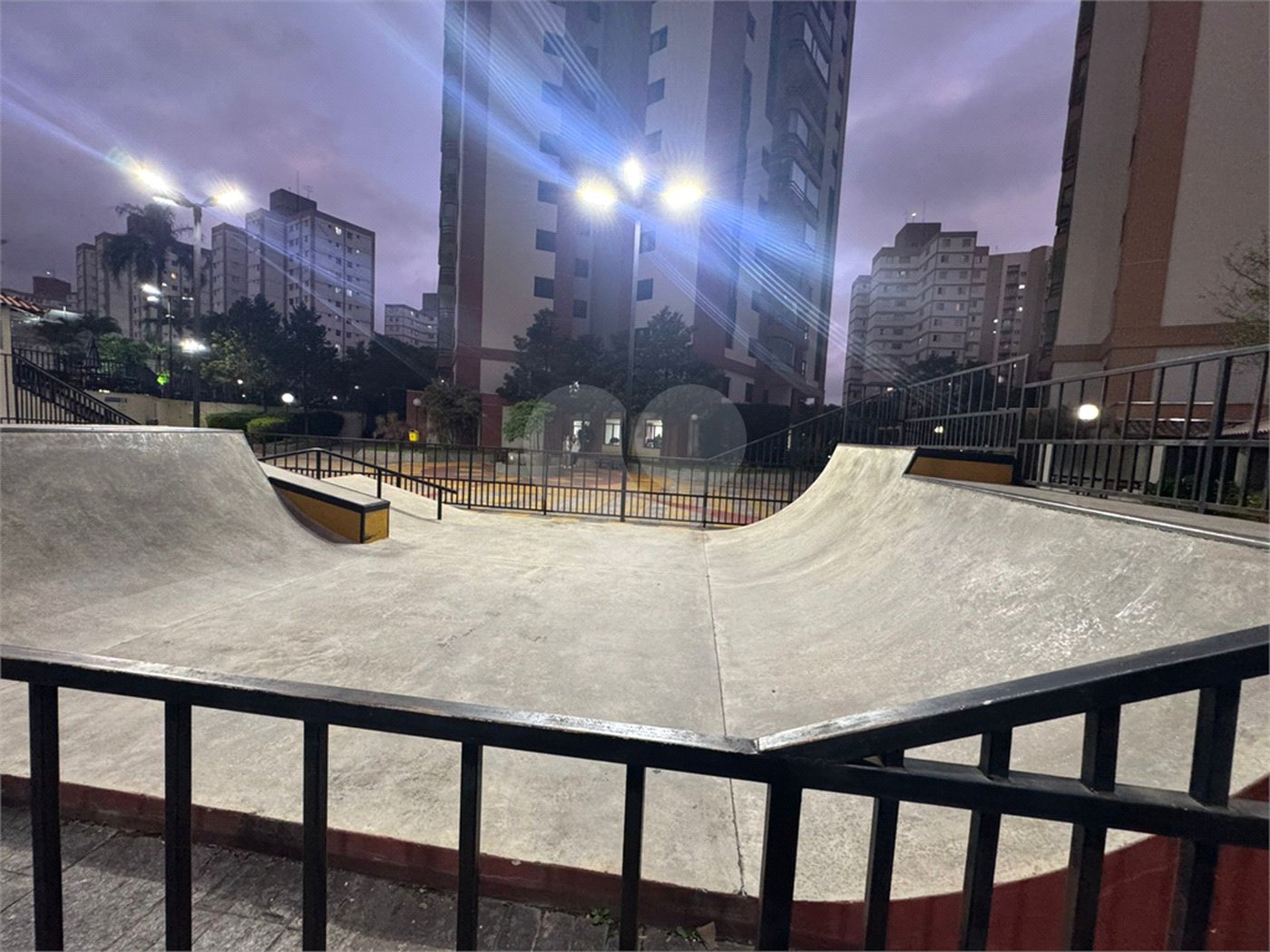 Apartamento para alugar com 2 quartos, sendo 1 suíte, em Jardim Íris, São Paulo, SP