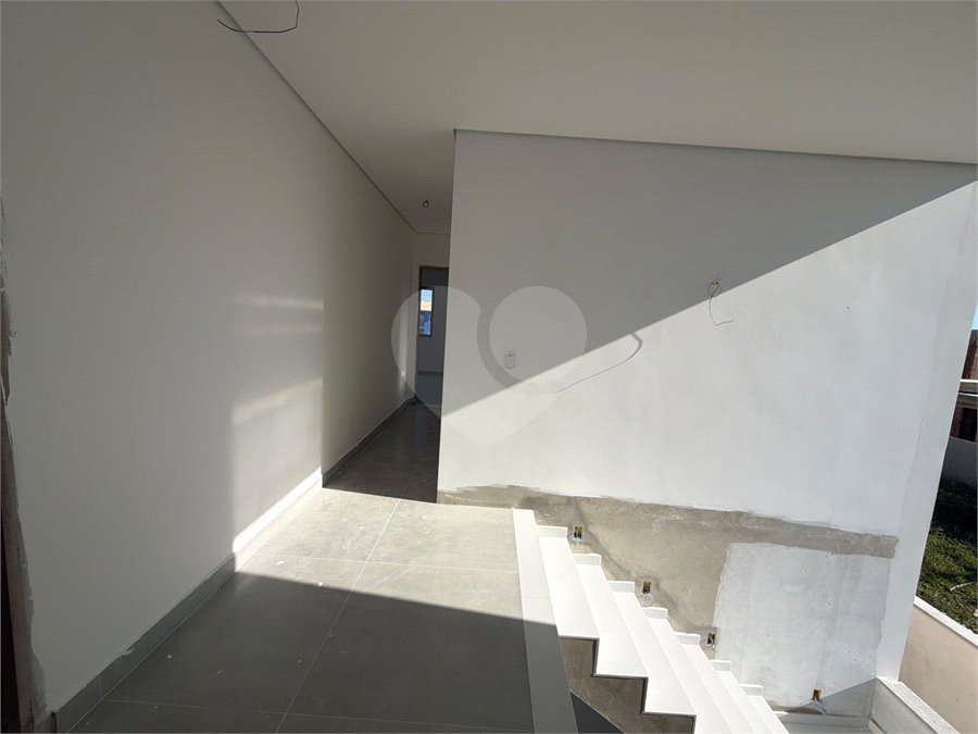 Casa em condomínio à venda com 4 quartos, sendo 3 suítes, em Ogiva, Cabo Frio, RJ