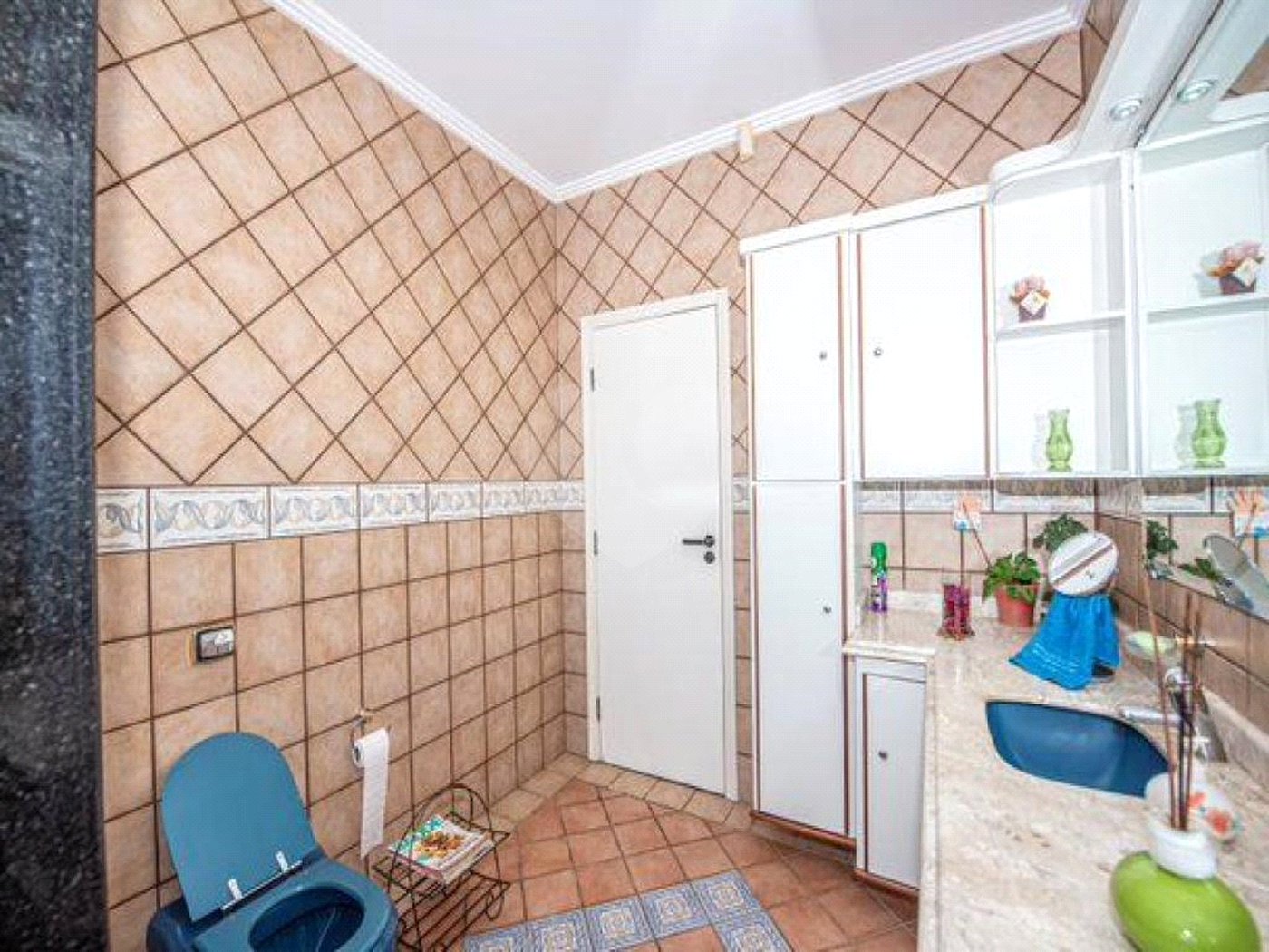 Casa à venda com 3 suítes no condomínio Aldeia da Serrinha, Sorocaba - SP