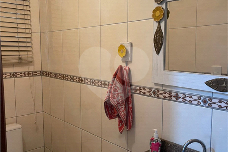 Casa à venda com 3 quartos, sendo 1 suíte, em Vila Leonor, São Paulo, SP