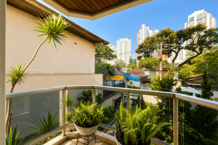 Apartamento à venda com 3 quartos, sendo 1 suíte, em Jardim Marajoara, São Paulo, SP