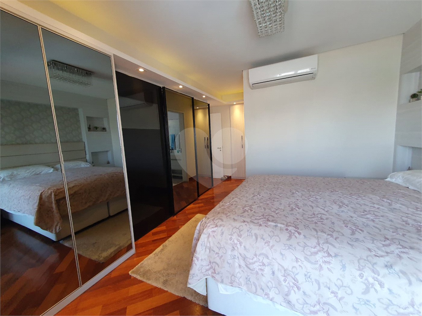 Apartamento à venda com 4 quartos, sendo 3 suítes, em Vila Santo Estevão, São Paulo, SP