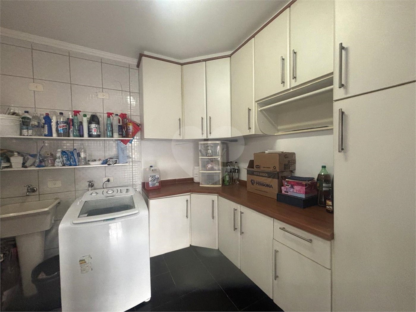Casa à venda com 3 quartos, sendo 1 suíte, no condomínio Ibiti do Paço, Sorocaba - SP