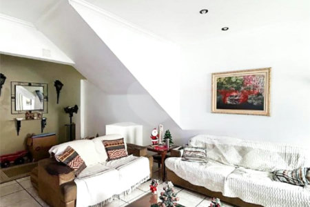 Casa à venda com 4 quartos em Santana, São Paulo, SP