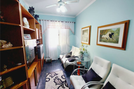 Casa à venda com 3 quartos, sendo 1 suíte, em Vila Bela Aliança, São Paulo, SP