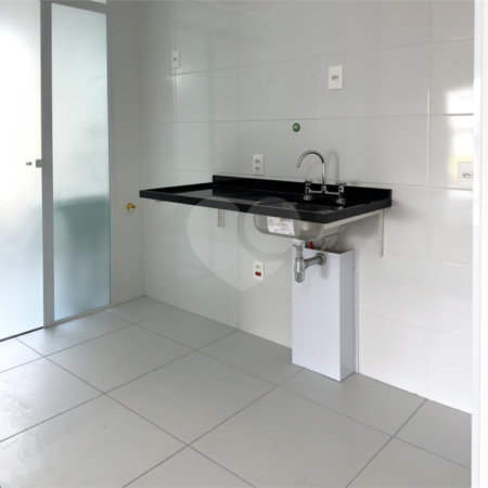 Apartamento à venda com 2 suítes em Santo Amaro, São Paulo, SP