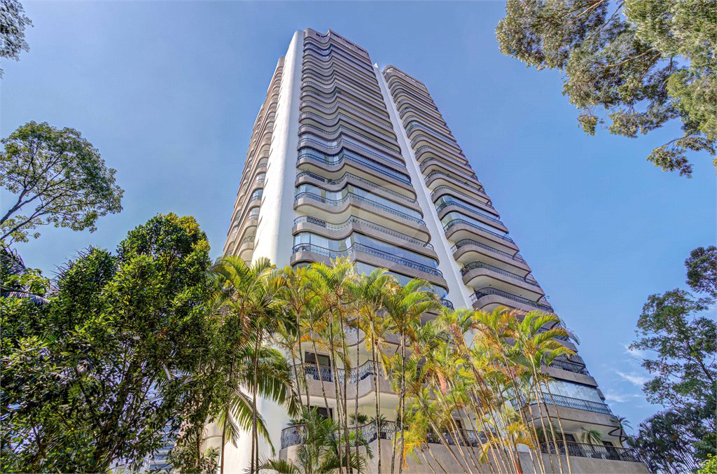 Apartamento à venda com 4 suítes em Alto da Boa Vista, São Paulo, SP