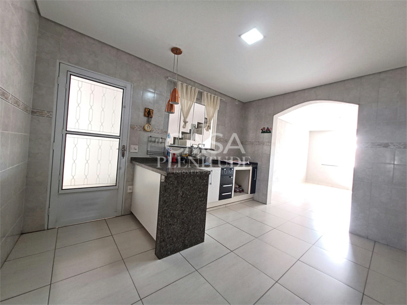 Sobrado à venda com 3 quartos em Jardim Brasilândia, Sorocaba, SP