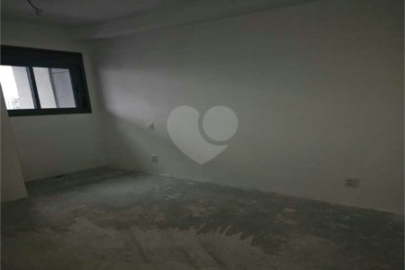 Loja à venda com 2 quartos, sendo 1 suíte, em Vila Pompéia, São Paulo, SP