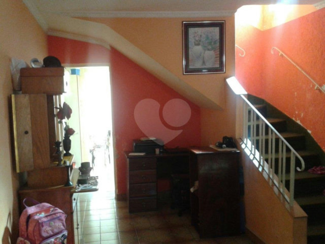 Sobrado à venda com 2 quartos em Parada Inglesa, São Paulo, SP