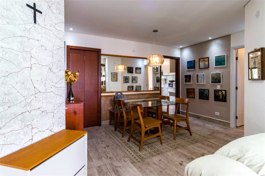 Apartamento à venda com 3 quartos, sendo 1 suíte, em Vila Andrade, São Paulo, SP