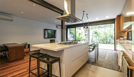 Casa à venda ou para alugar com 3 suítes no condomínio Palm Hill, São Paulo - SP