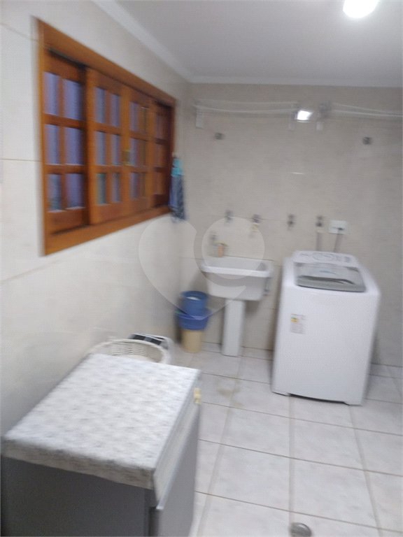 Casa à venda com 4 quartos, sendo 3 suítes, no condomínio Da Serra, São Paulo - SP